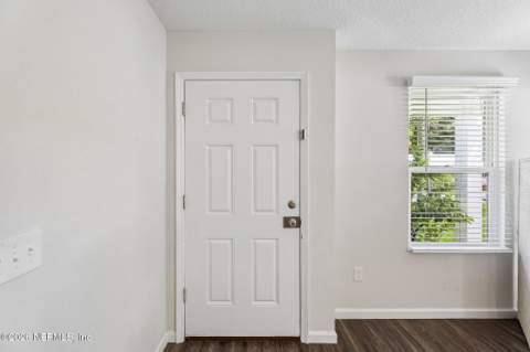 515 S Woodlawn Street, St. Augustine FL - photo 10 of 40