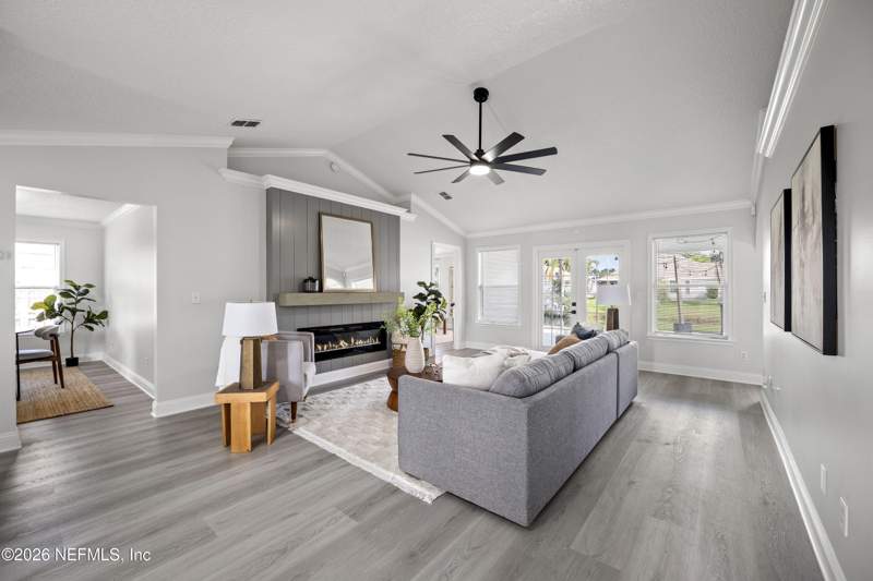 3 bedroom Single Family Residence at 1825 Willesdon Drive, Sutton Lakes, Jacksonville — photo 2