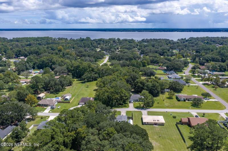 4 bedroom Single Family Residence at 6436 Bahaia Road, Fleming Oaks, Fleming Island — photo 5