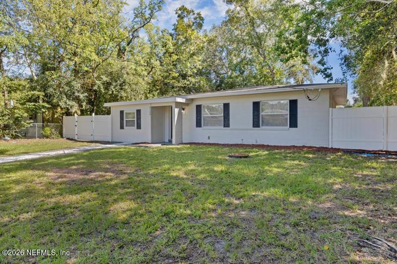 3 bedroom Single Family Residence at 5168 Admiral Drive, Venetia Terrace, Jacksonville — photo 3