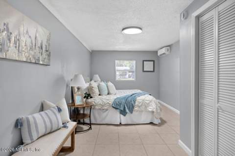 5168 Admiral Drive, Jacksonville FL - photo 12 of 32