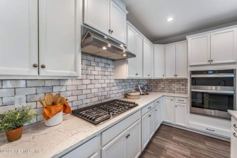 9951 Filament Boulevard, Jacksonville FL - photo 16 of 49