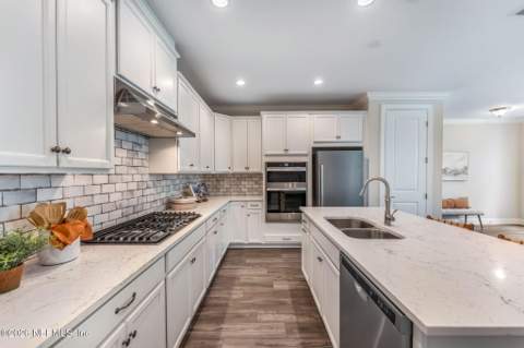 9951 Filament Boulevard, Jacksonville FL - photo 17 of 49