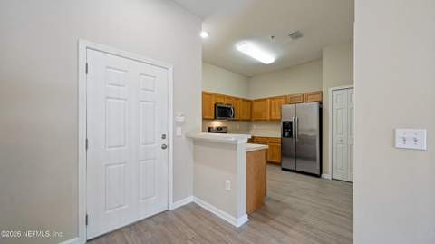 6099 Maggies Circle #107, Jacksonville FL - photo 6 of 21