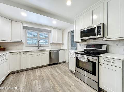 5553 Salerno Road, Jacksonville FL - photo 6 of 50