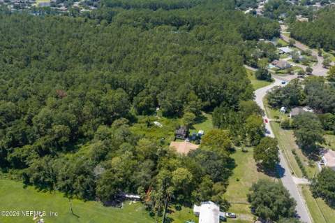 9296 Hipps Road, Jacksonville FL - photo 12 of 33