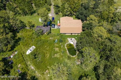 9296 Hipps Road, Jacksonville FL - photo 14 of 33