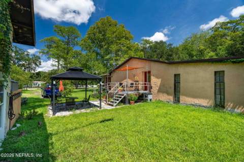 9296 Hipps Road, Jacksonville FL - photo 7 of 33