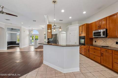 10054 Richton Court, Jacksonville FL - photo 9 of 56