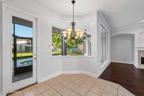 10054 Richton Court, Jacksonville FL - photo 16 of 56