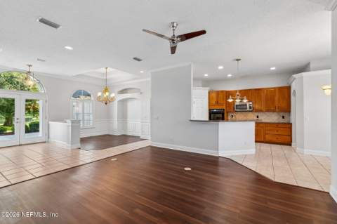 10054 Richton Court, Jacksonville FL - photo 8 of 56
