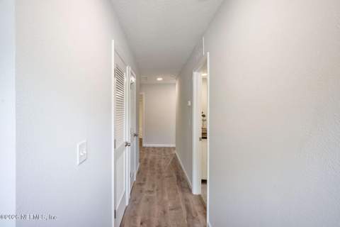13725 Coral Drive, Jacksonville FL - photo 20 of 39