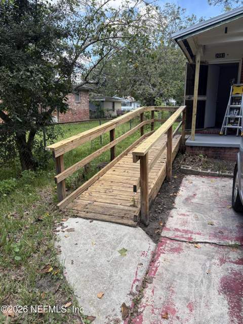 2081 Baldwin Street, Jacksonville FL - photo 7 of 15