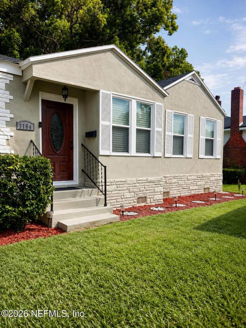3 bedroom Single Family Residence at 7164 W Lucky Drive, Tallulah Park, Jacksonville — photo 4