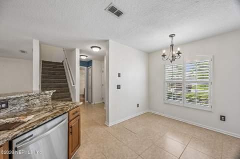 1595 Vineland Circle #B, Fleming Island FL - photo 15 of 48