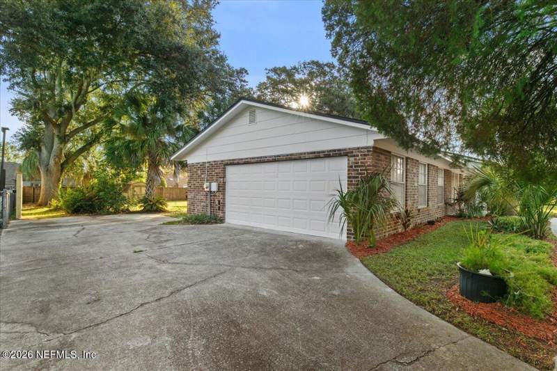 3 bedroom Single Family Residence at 186 Foxridge Road, Foxridge, Orange Park — photo 4