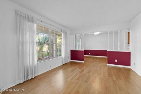 186 Foxridge Road, Orange Park FL - photo 7 of 39