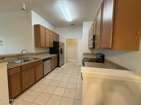 13785 Herons Landing Way #2-8, Jacksonville FL - photo 12 of 24
