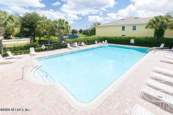 2 bedroom Townhouse at 13785 Herons Landing Way #2-8, Herons Landing, Jacksonville — photo 3