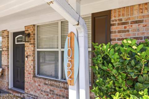 1052 Penman Road, Jacksonville Beach FL - photo 6 of 48