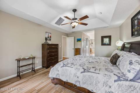 940 Thoroughbred Drive, Orange Park FL - photo 18 of 80