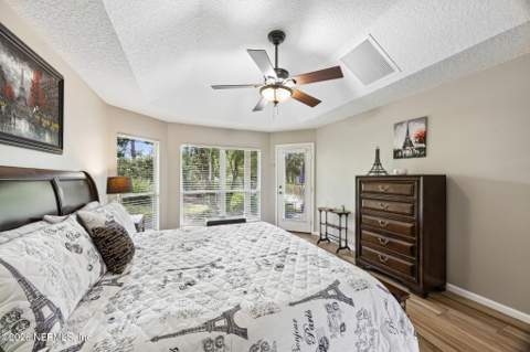 940 Thoroughbred Drive, Orange Park FL - photo 19 of 80