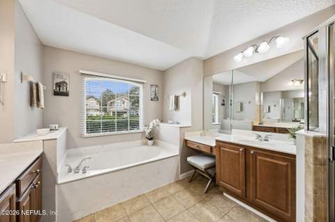 940 Thoroughbred Drive, Orange Park FL - photo 20 of 80