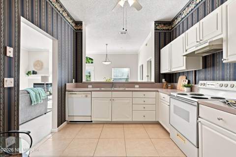 1668 Linkside Court, Atlantic Beach FL - photo 18 of 42