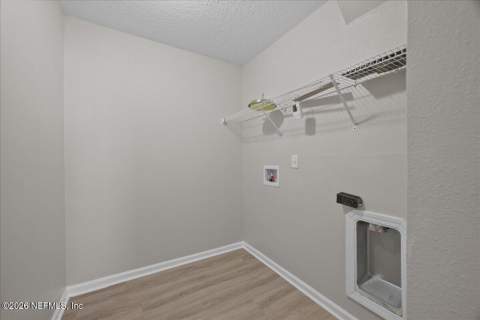 916 Wayne Street, Jacksonville FL - photo 6 of 31