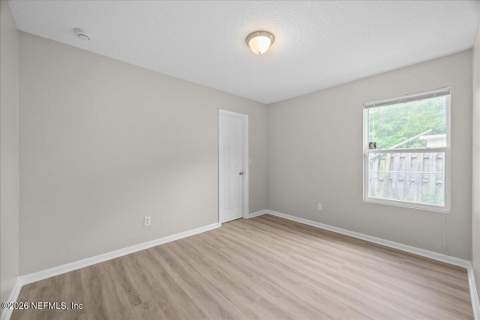 916 Wayne Street, Jacksonville FL - photo 12 of 31