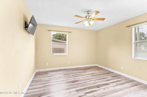 6235 Pine Summit Drive, Jacksonville FL - photo 19 of 28