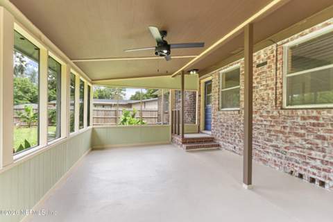 6235 Pine Summit Drive, Jacksonville FL - photo 24 of 28