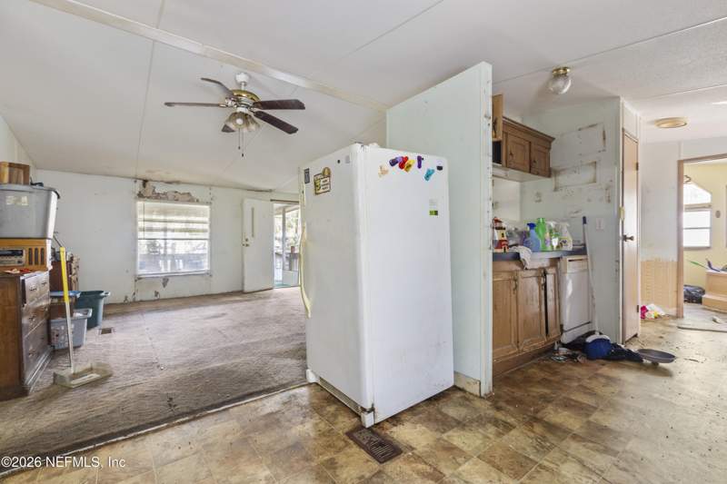 3 bedroom Mobile Home at 2648 Gorda Bella Avenue, Kings Road Estates, St. Augustine — photo 4