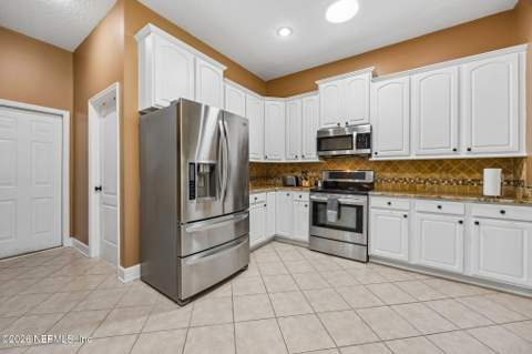 86135 Hampton Bays Drive, Fernandina Beach FL - photo 12 of 86