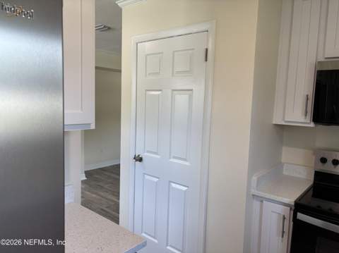 8066 Patou Drive, Jacksonville FL - photo 12 of 45
