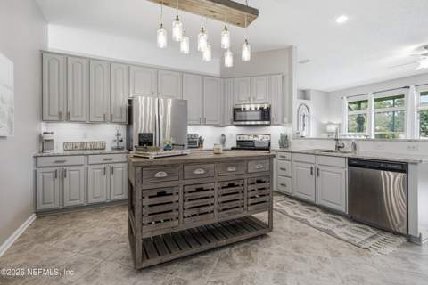2171 Cavalry Boulevard, Jacksonville FL - photo 11 of 32