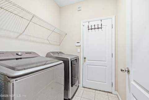 5483 Preston Bentley Drive, Jacksonville FL - photo 11 of 25