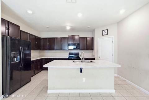 5483 Preston Bentley Drive, Jacksonville FL - photo 8 of 25