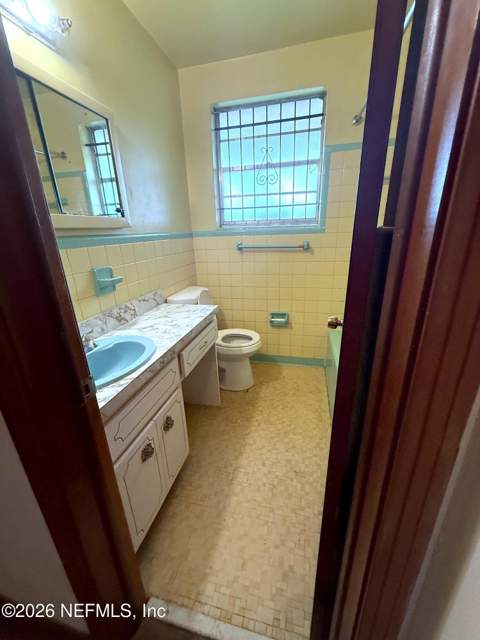 5918 Lusaid Drive, Jacksonville FL - photo 12 of 22