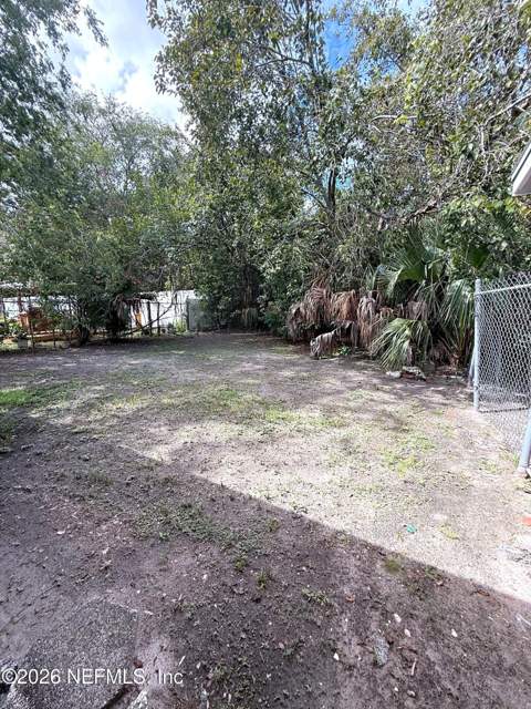 5918 Lusaid Drive, Jacksonville FL - photo 13 of 22