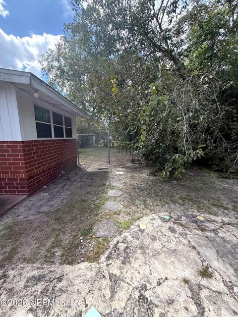 5918 Lusaid Drive, Jacksonville FL - photo 14 of 22