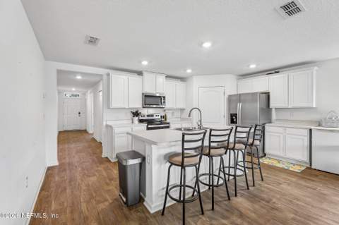 2035 Garrison Way, Green Cove Springs FL - photo 13 of 36