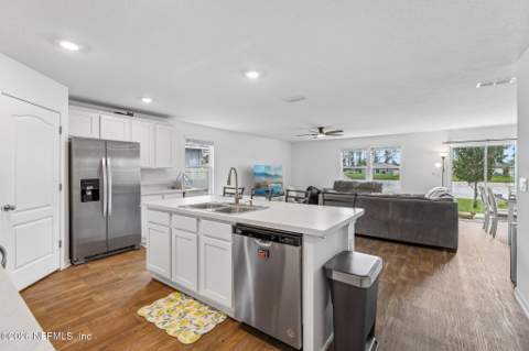 2035 Garrison Way, Green Cove Springs FL - photo 17 of 36