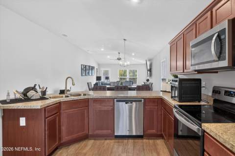9846 Olivia Street, Jacksonville FL - photo 20 of 39