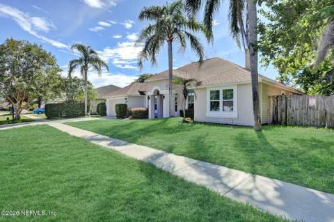 2958 Canyon Falls Drive, Jacksonville FL - photo 6 of 35