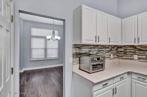 2958 Canyon Falls Drive, Jacksonville FL - photo 22 of 35