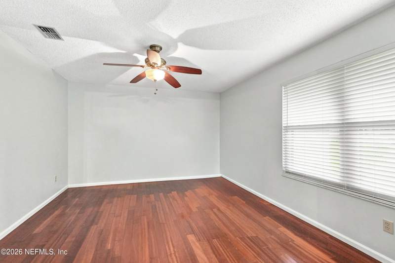 4 bedroom Single Family Residence at 309 Devonshire Lane, Orange Park Cc, Orange Park — photo 3