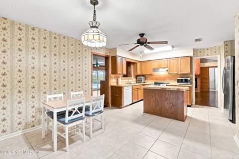 309 Devonshire Lane, Orange Park FL - photo 15 of 48
