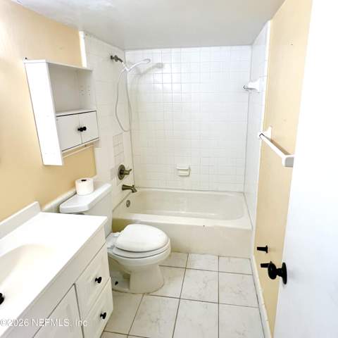 2043 Dunsford Terrace #26, Jacksonville FL - photo 13 of 15