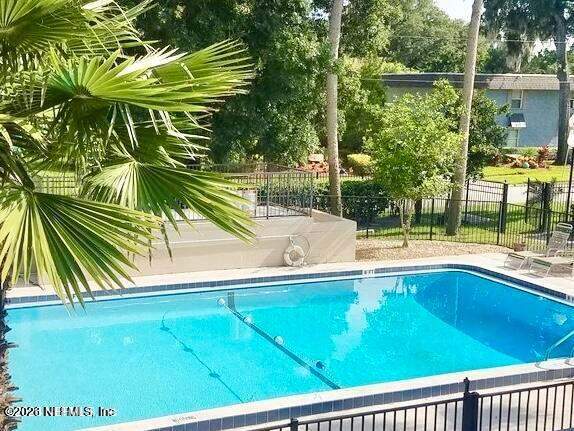 2 bedroom Condominium at 2043 Dunsford Terrace #26, Citihomes At San Marco, Jacksonville — photo 2